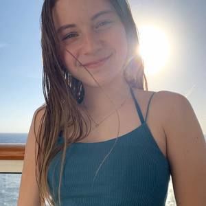 Meet your Posher, Maika